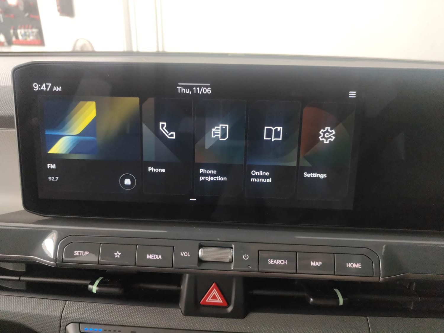 Used 2025 Kia Syros HTX 1.0 Turbo 6MT Petrol Manual interior MUSIC SYSTEM & AC CONTROL VIEW