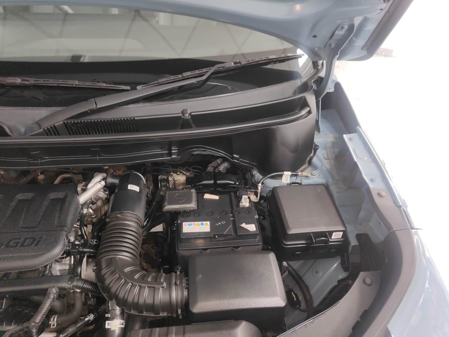 Used 2025 Kia Syros HTX 1.0 Turbo 6MT Petrol Manual engine ENGINE LEFT SIDE VIEW
