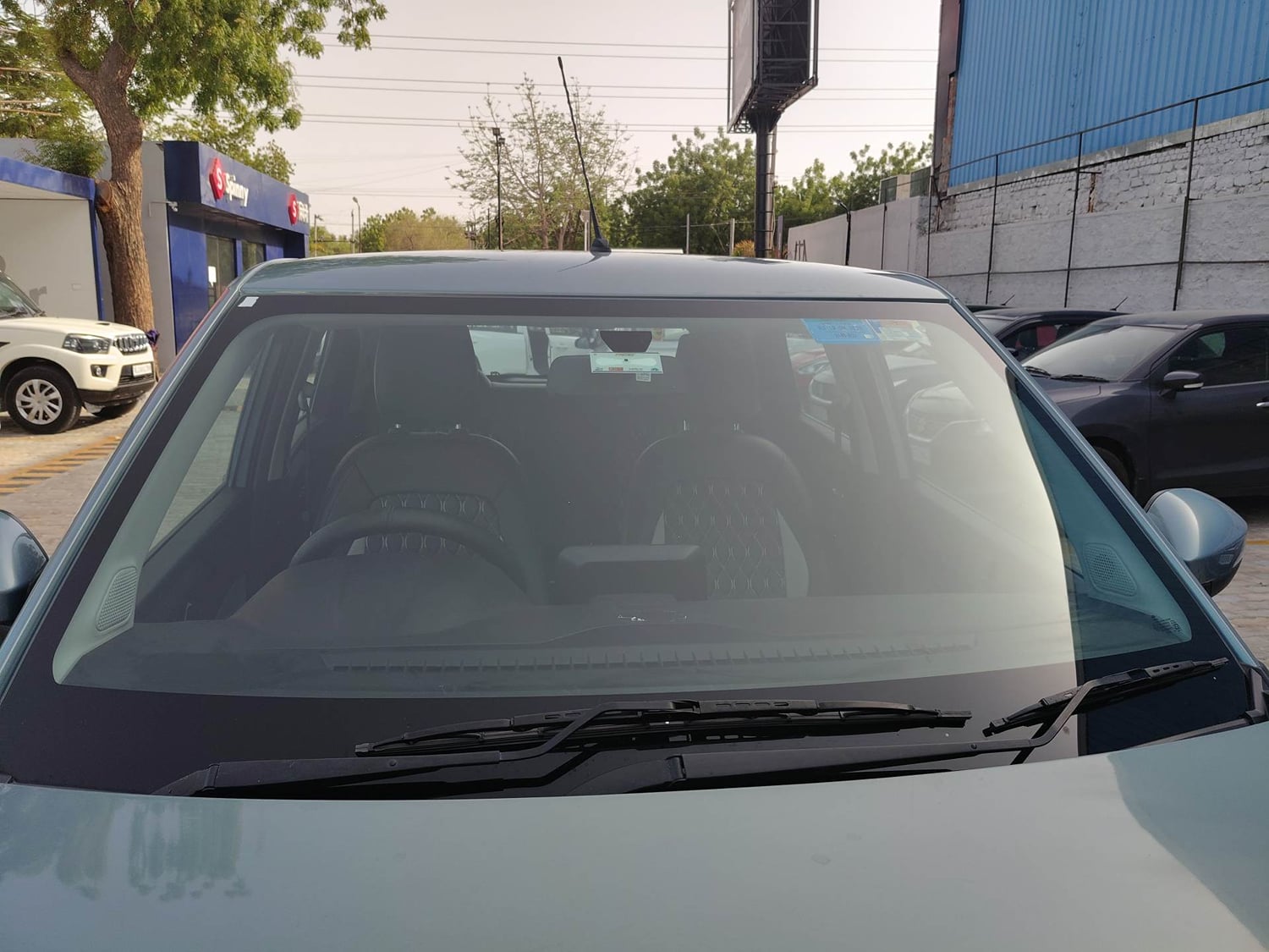 Used 2023 Tata Punch Adventure Rhythm Pack AMT Petrol Automatic exterior FRONT WINDSHIELD VIEW