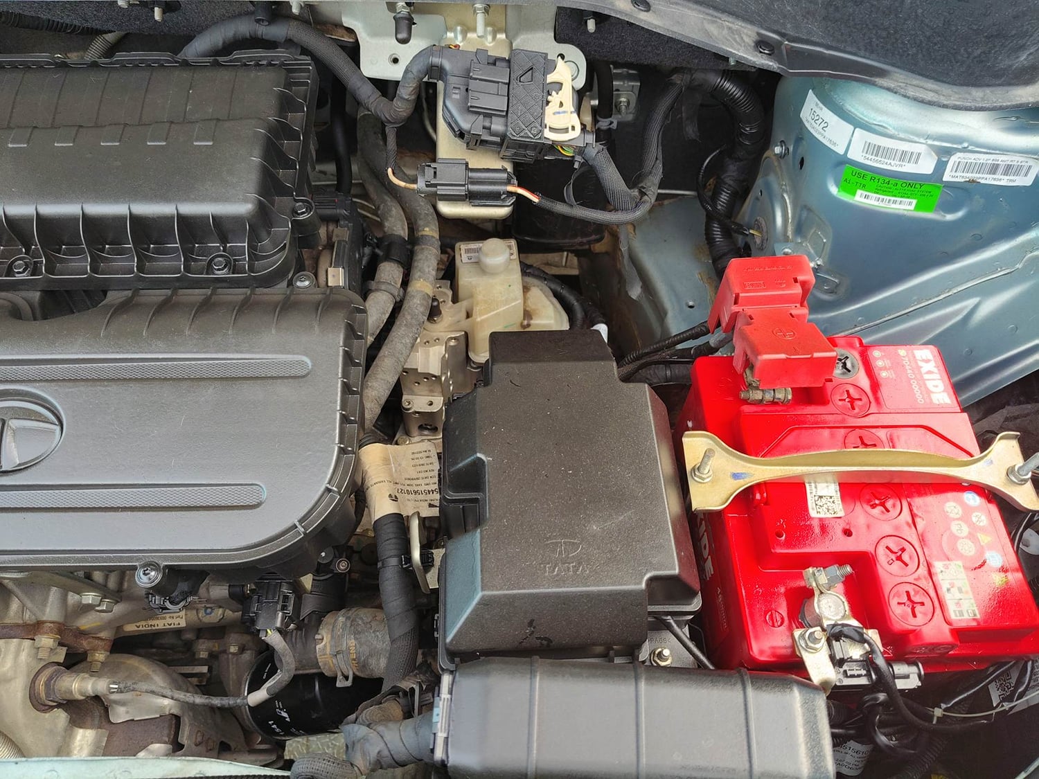 Used 2023 Tata Punch Adventure Rhythm Pack AMT Petrol Automatic engine ENGINE LEFT SIDE VIEW