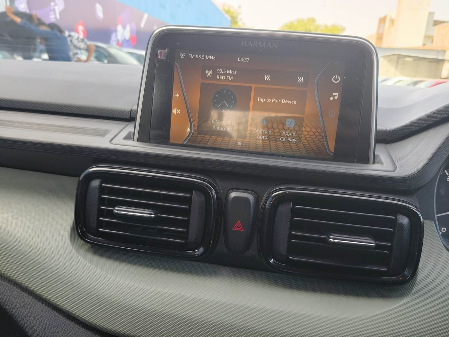 Used 2023 Tata Punch Adventure Rhythm Pack AMT Petrol Automatic interior MUSIC SYSTEM & AC CONTROL VIEW