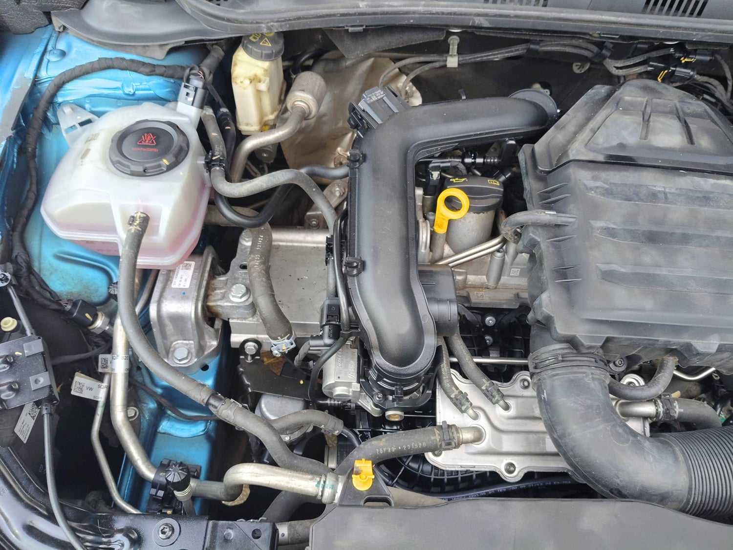 Used 2022 Skoda Slavia Style 1.0L TSI AT Petrol Automatic engine ENGINE RIGHT SIDE VIEW