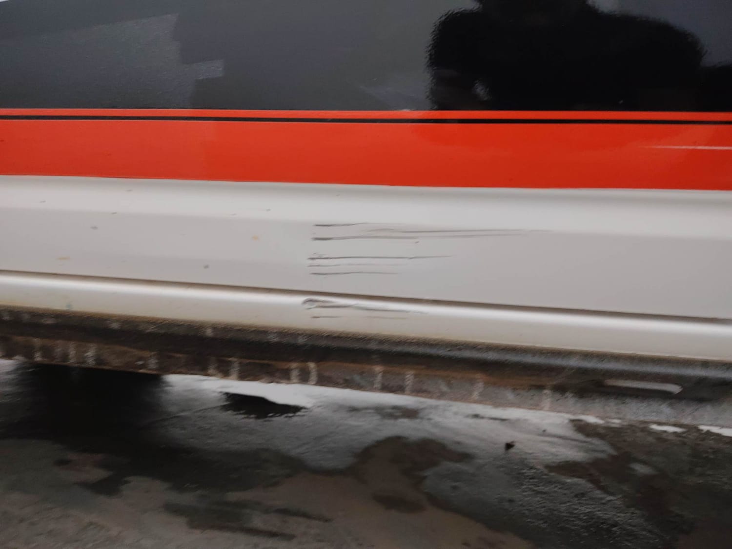 Used 2018 Renault Kwid RXT (O) 1.0 SCE Edition Petrol Manual dents MINOR DENT