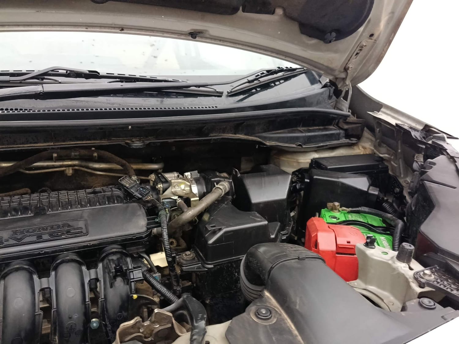 Used 2018 Honda WR-V VX MT Petrol Petrol Manual engine ENGINE LEFT SIDE HINGE & APRON VIEW