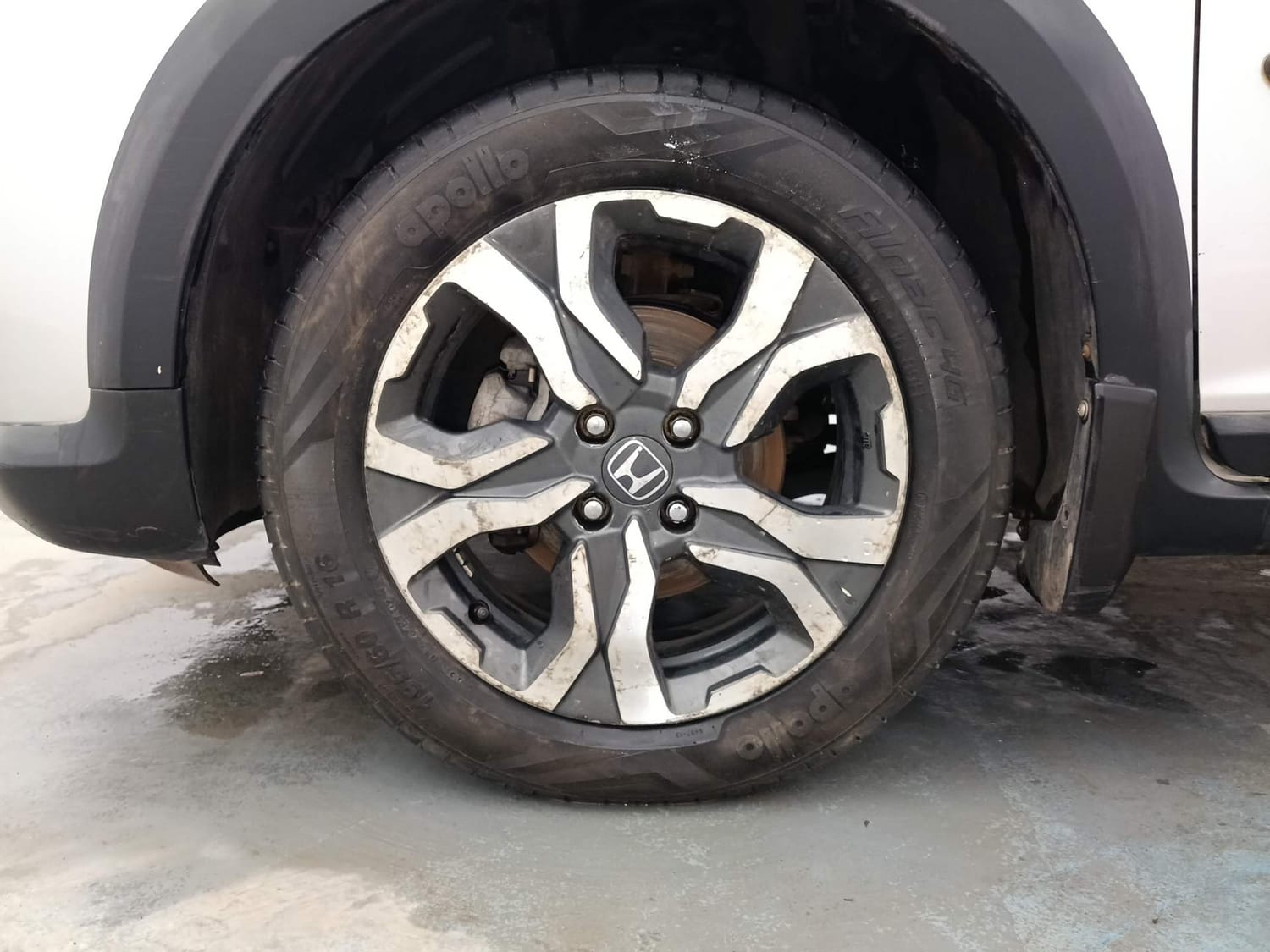 Used 2018 Honda WR-V VX MT Petrol Petrol Manual tyres LEFT FRONT TYRE RIM VIEW