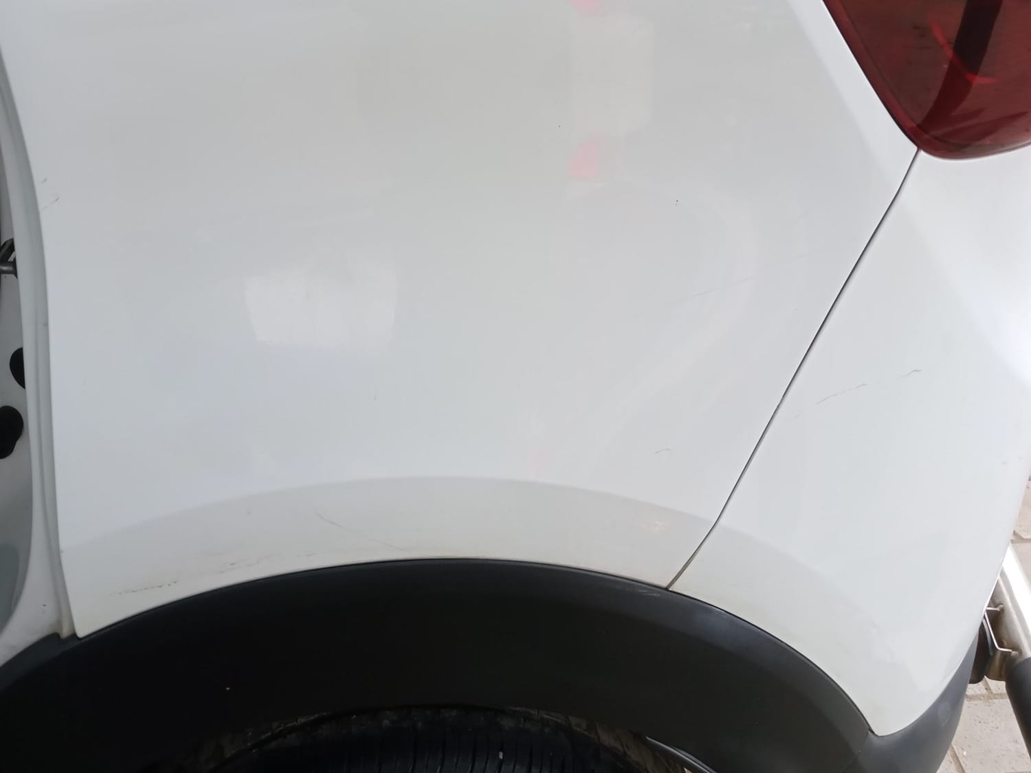 Used 2022 Renault Triber RXZ EASY-R AMT Petrol Automatic dents MINOR SCRATCH