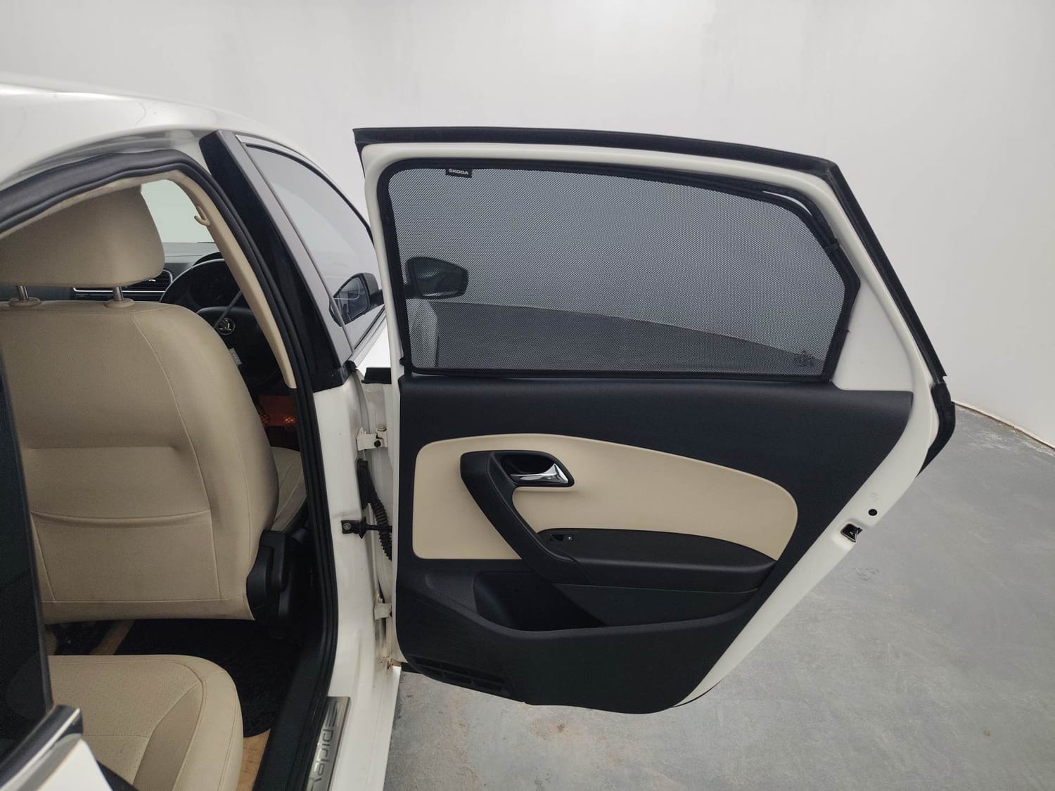 Used 2018 Skoda Rapid Style 1.6 MPI Petrol Manual interior RIGHT REAR DOOR OPEN VIEW