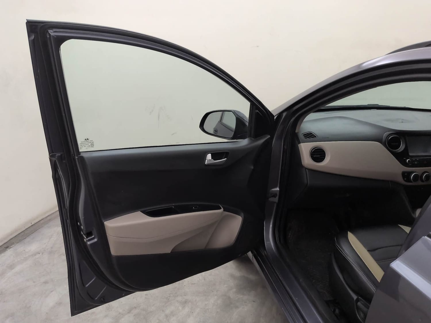 Used 2018 Hyundai Grand i10 Sportz (O) AT 1.2 Kappa VTVT Petrol Automatic interior LEFT FRONT DOOR OPEN VIEW