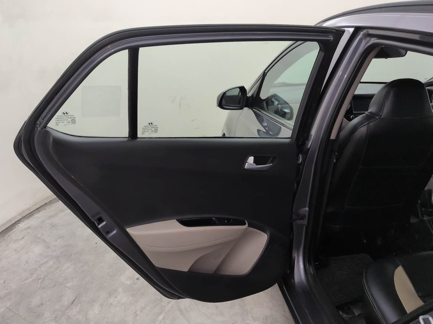 Used 2018 Hyundai Grand i10 Sportz (O) AT 1.2 Kappa VTVT Petrol Automatic interior LEFT REAR DOOR OPEN VIEW