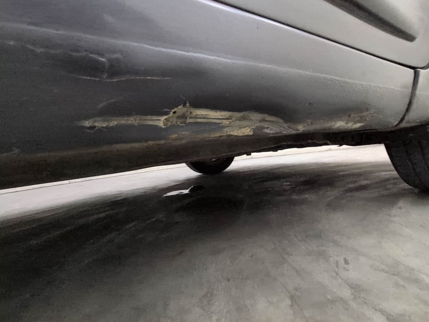 Used 2018 Hyundai Grand i10 Sportz (O) AT 1.2 Kappa VTVT Petrol Automatic dents MINOR DENT