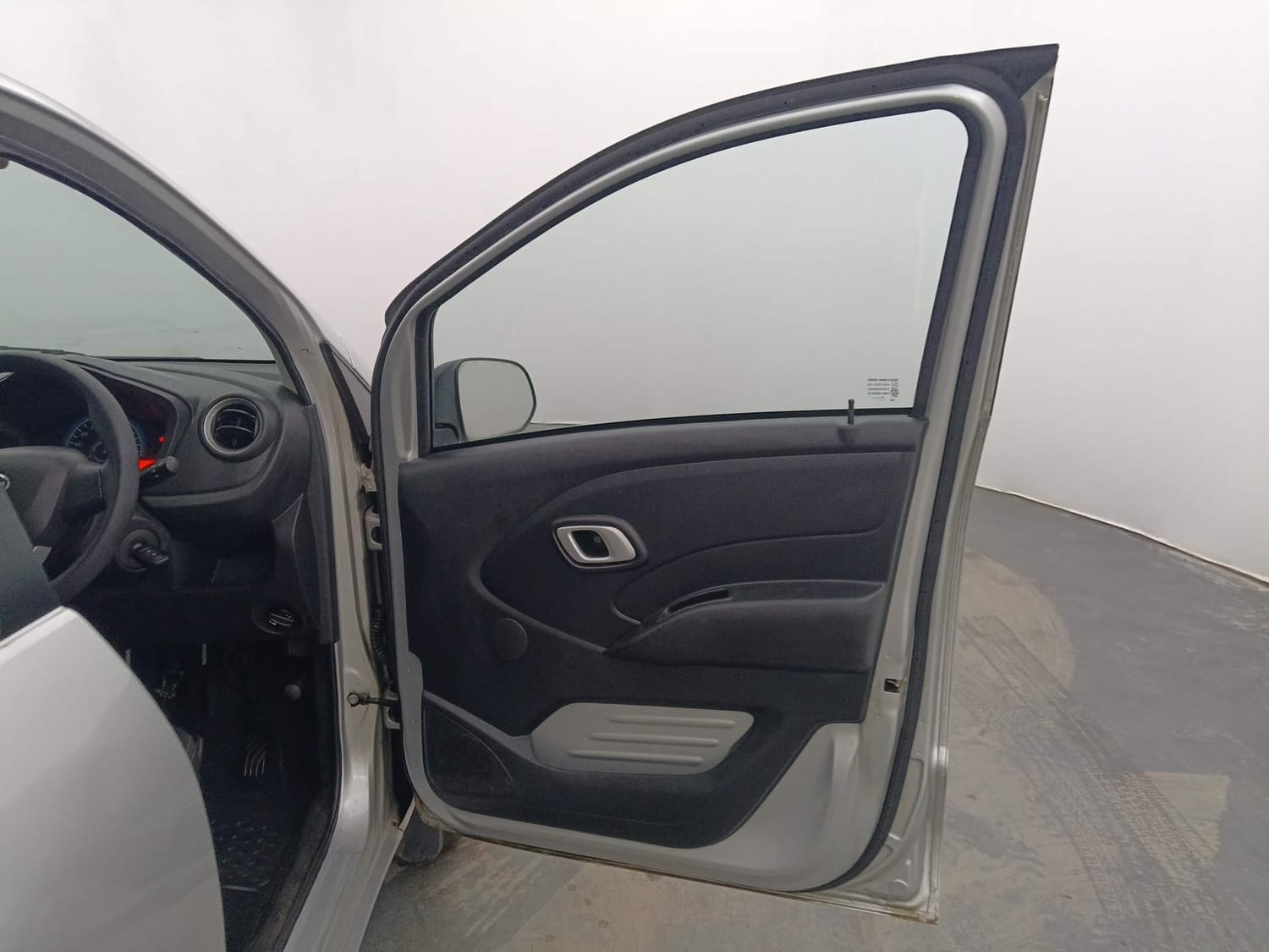 Used 2020 Datsun Redi-GO S Petrol Manual interior RIGHT FRONT DOOR OPEN VIEW