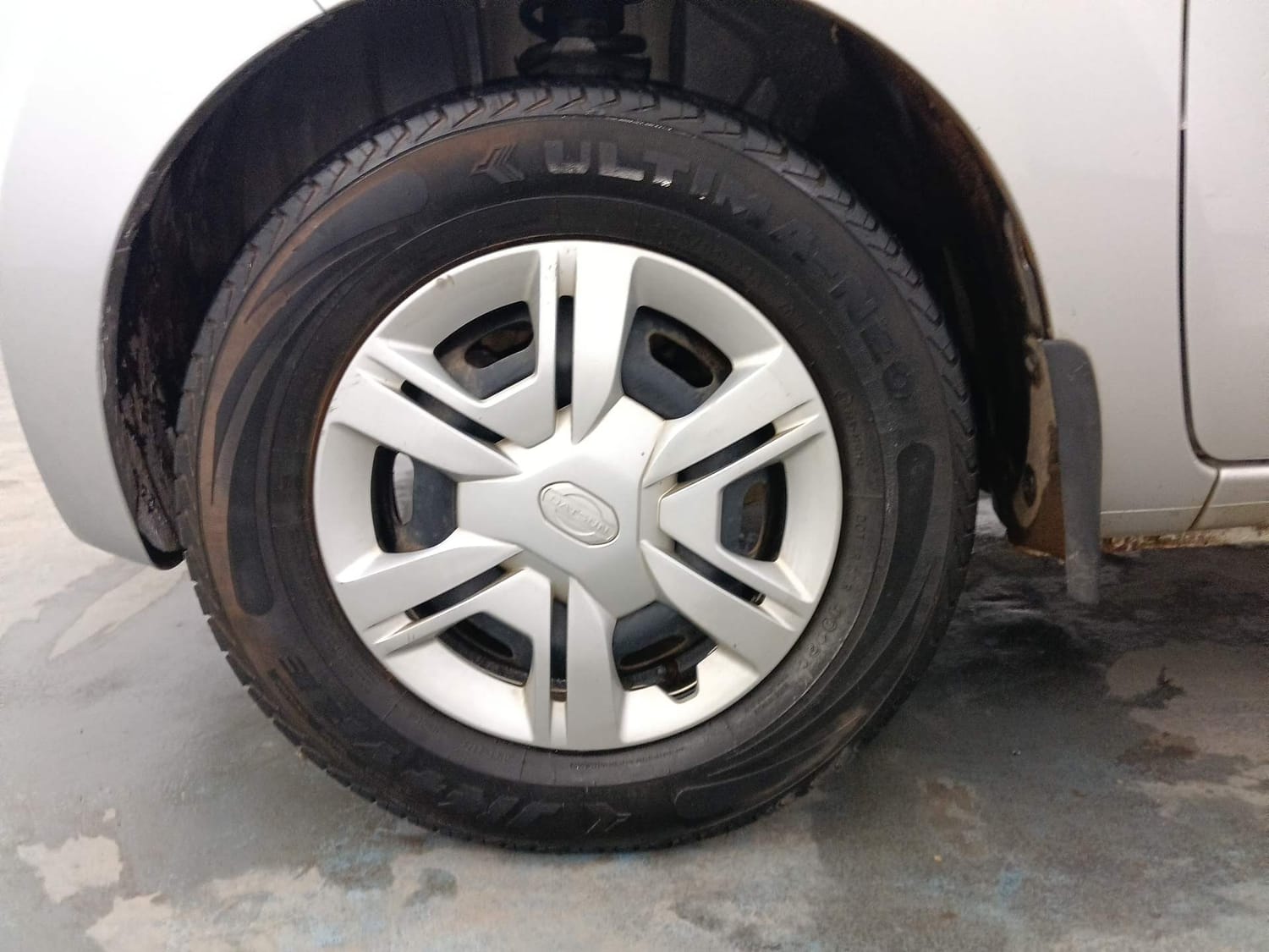 Used 2020 Datsun Redi-GO S Petrol Manual tyres LEFT FRONT TYRE RIM VIEW