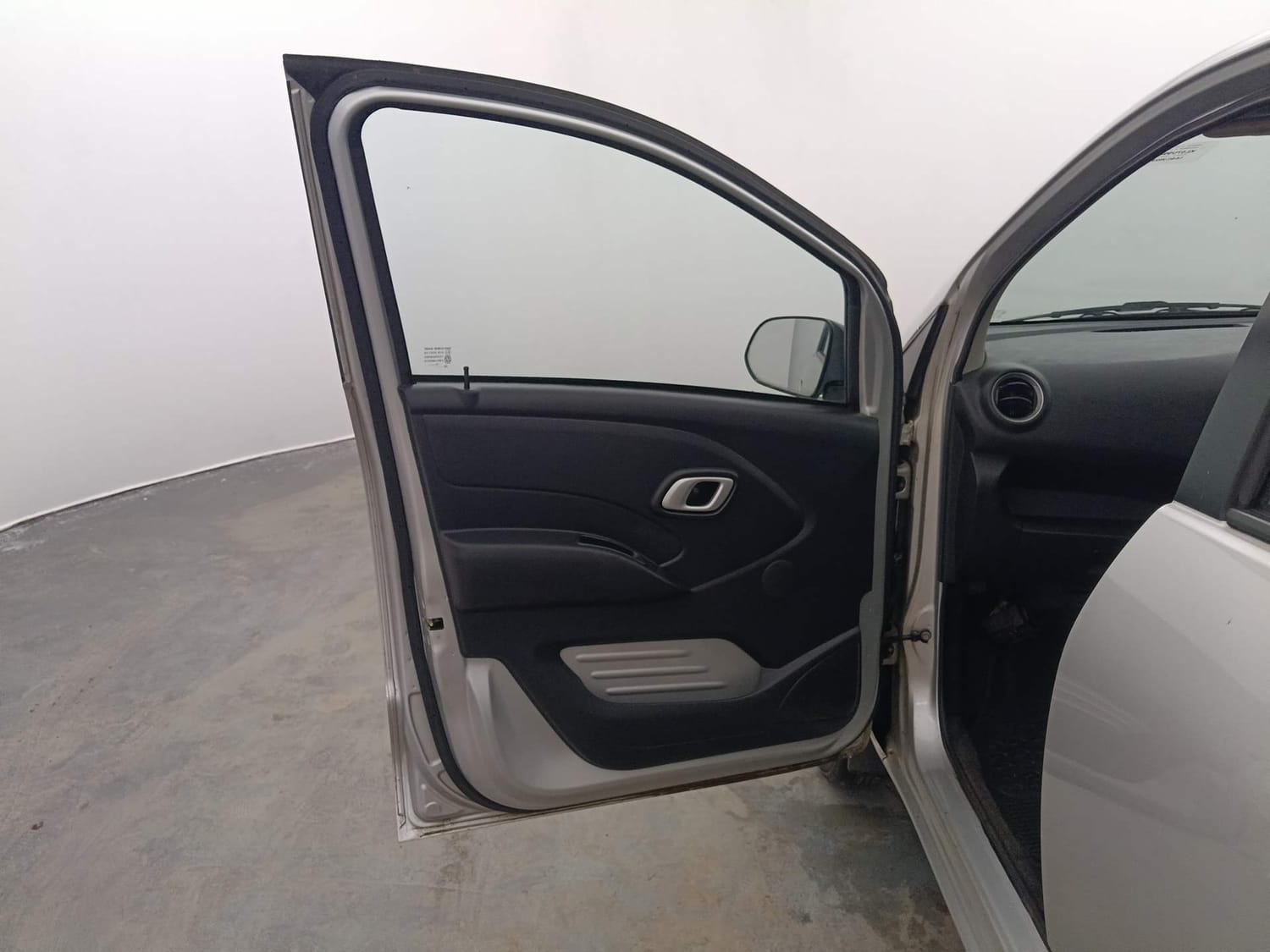 Used 2020 Datsun Redi-GO S Petrol Manual interior LEFT FRONT DOOR OPEN VIEW