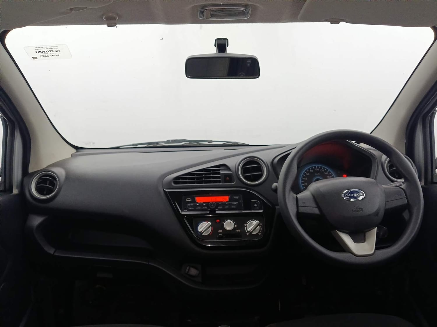 Used 2020 Datsun Redi-GO S Petrol Manual interior DASHBOARD VIEW