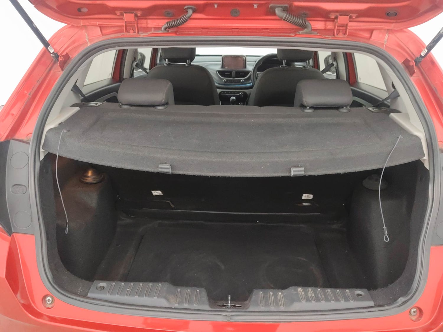 Used 2021 Tata Altroz XZ Diesel Diesel Manual interior DICKY INSIDE VIEW