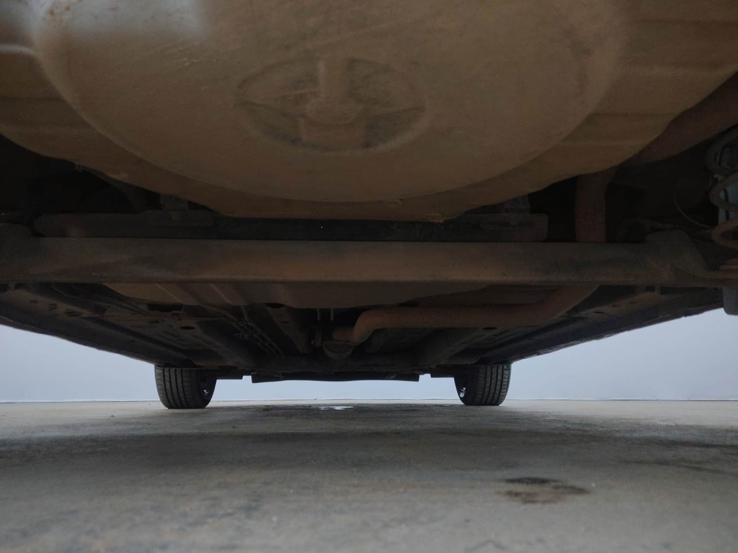 Used 2021 Tata Altroz XZ Diesel Diesel Manual extra REAR UNDERBODY VIEW (TAKEN FROM REAR)