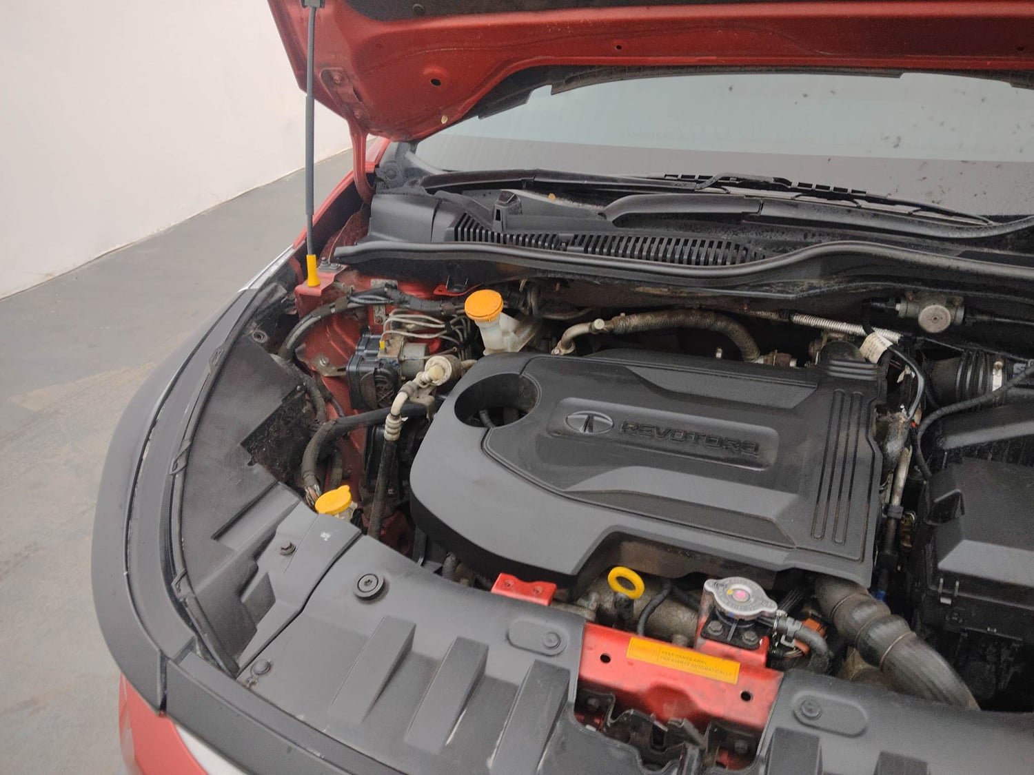 Used 2021 Tata Altroz XZ Diesel Diesel Manual engine ENGINE RIGHT SIDE VIEW