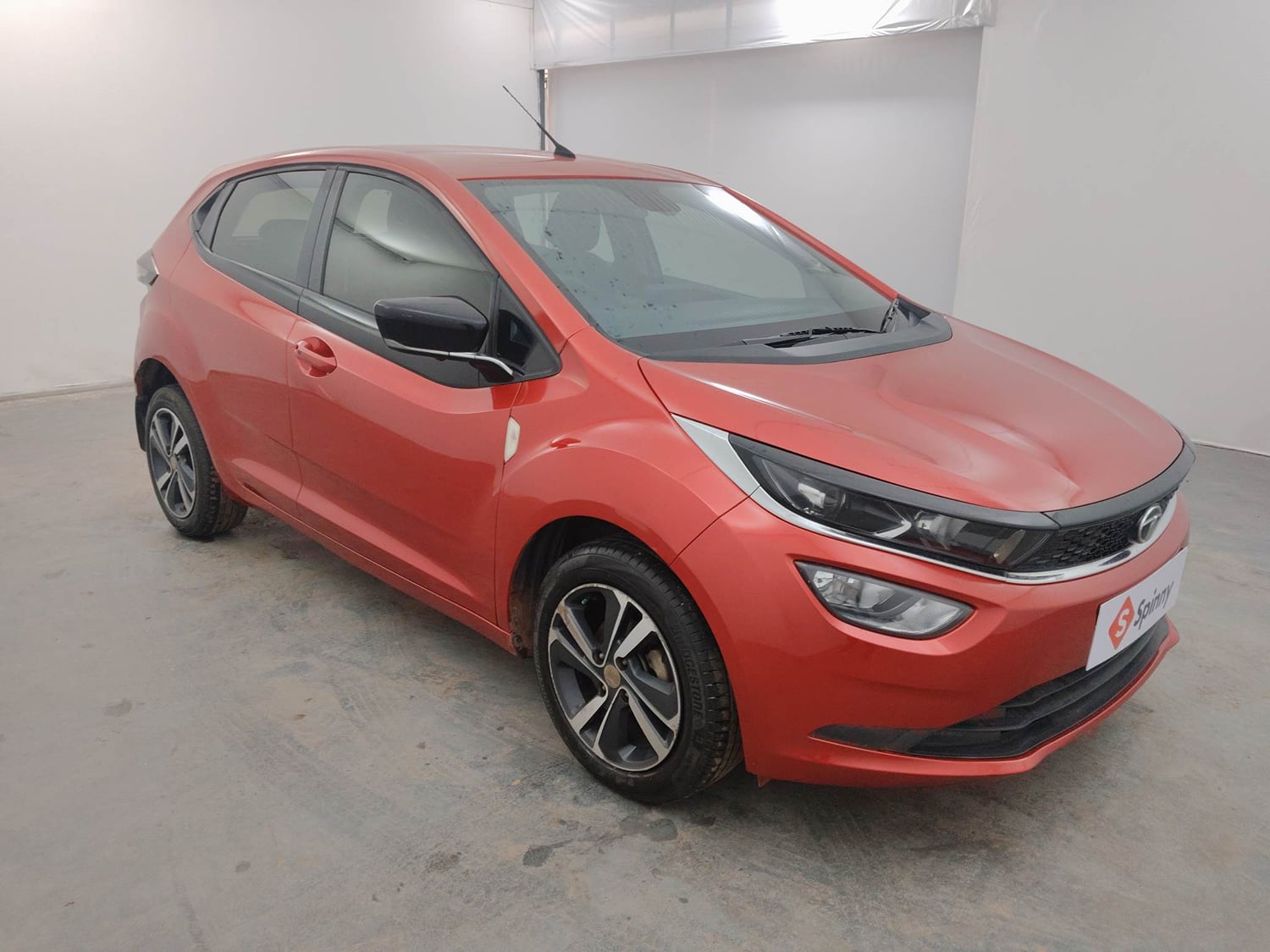 Used 2021 Tata Altroz XZ Diesel Diesel Manual exterior RIGHT FRONT CORNER VIEW