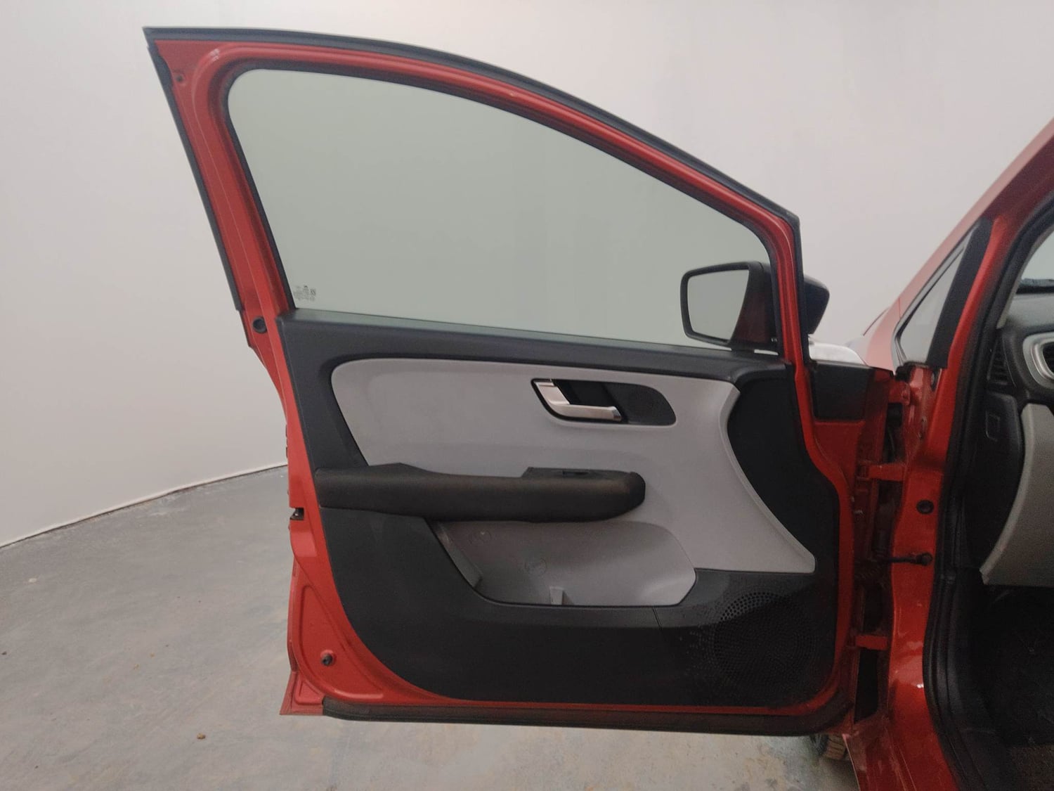 Used 2021 Tata Altroz XZ Diesel Diesel Manual interior LEFT FRONT DOOR OPEN VIEW