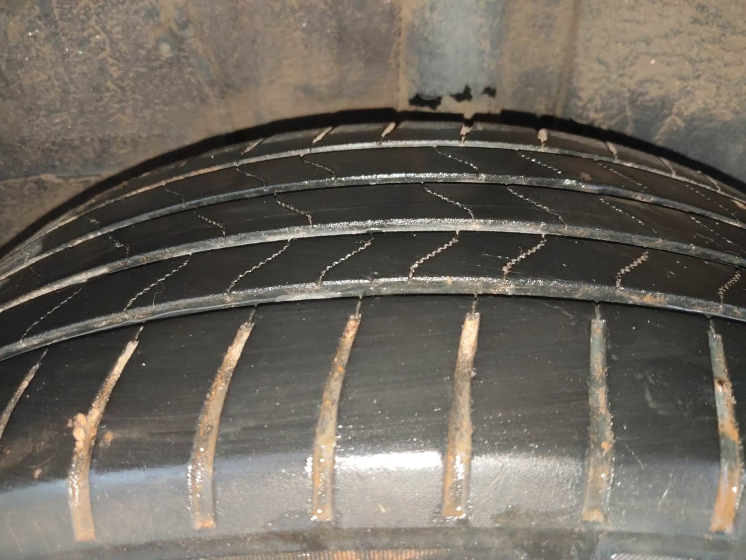 Used 2021 Tata Altroz XZ Diesel Diesel Manual tyres LEFT REAR TYRE TREAD VIEW