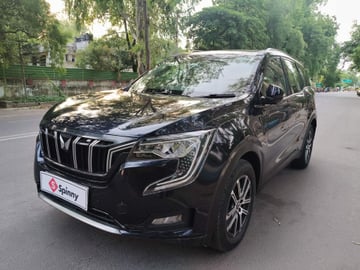 Used 2022 Mahindra XUV700 AX 7 Diesel AT AWD Luxury Pack 7 STR Diesel Automatic Image