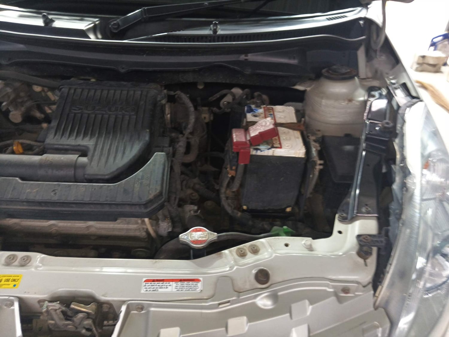 Used 2013 Maruti Suzuki Swift ZXi Petrol Manual engine ENGINE LEFT SIDE VIEW
