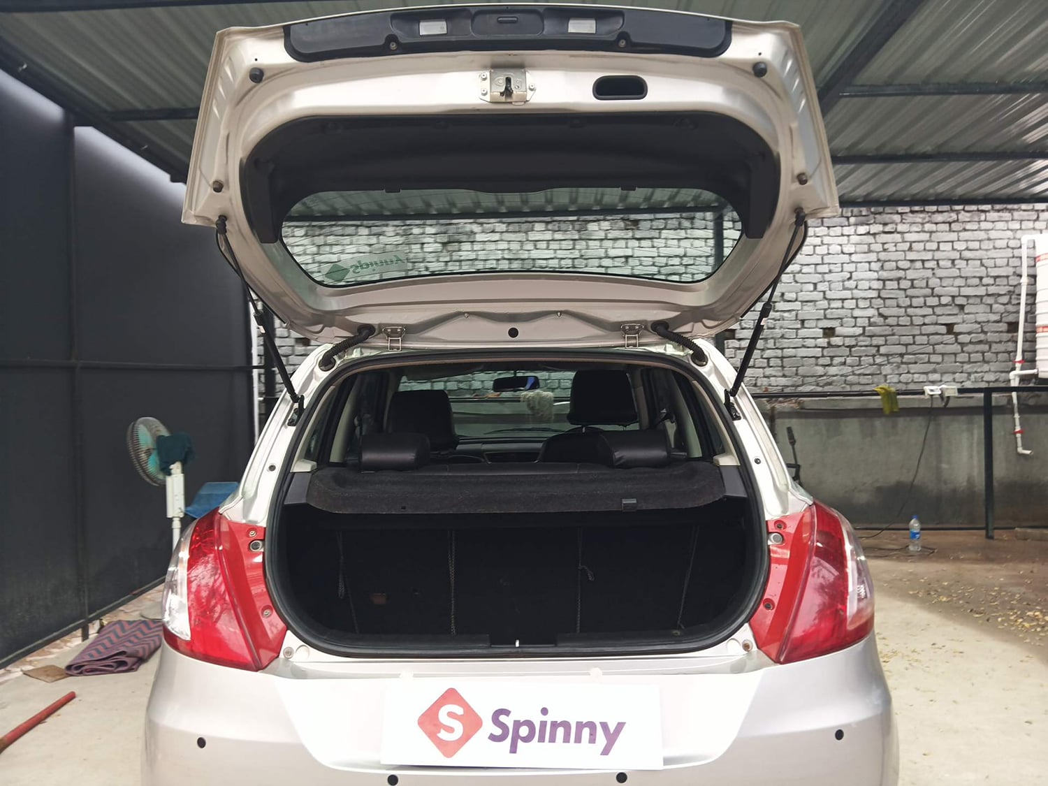 Used 2013 Maruti Suzuki Swift ZXi Petrol Manual interior DICKY DOOR OPEN VIEW