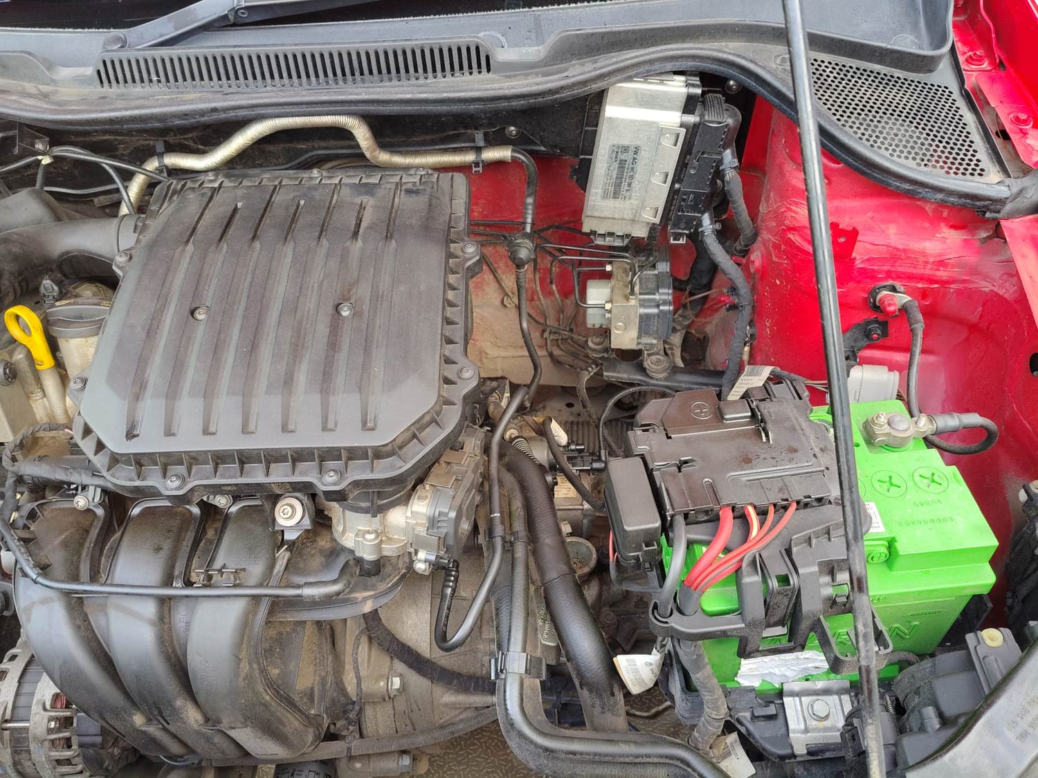 Used 2019 Volkswagen Polo Trendline 1.0L (P) Petrol Manual engine ENGINE LEFT SIDE VIEW