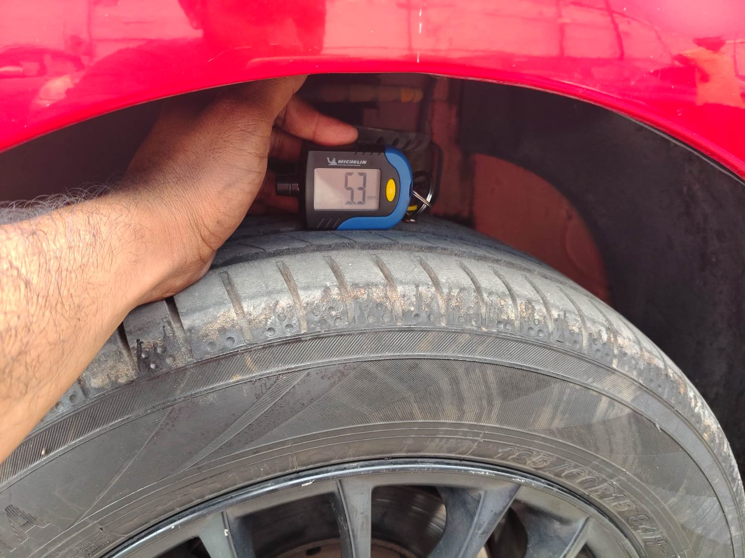 Used 2019 Volkswagen Polo Trendline 1.0L (P) Petrol Manual tyres LEFT FRONT TYRE TREAD VIEW