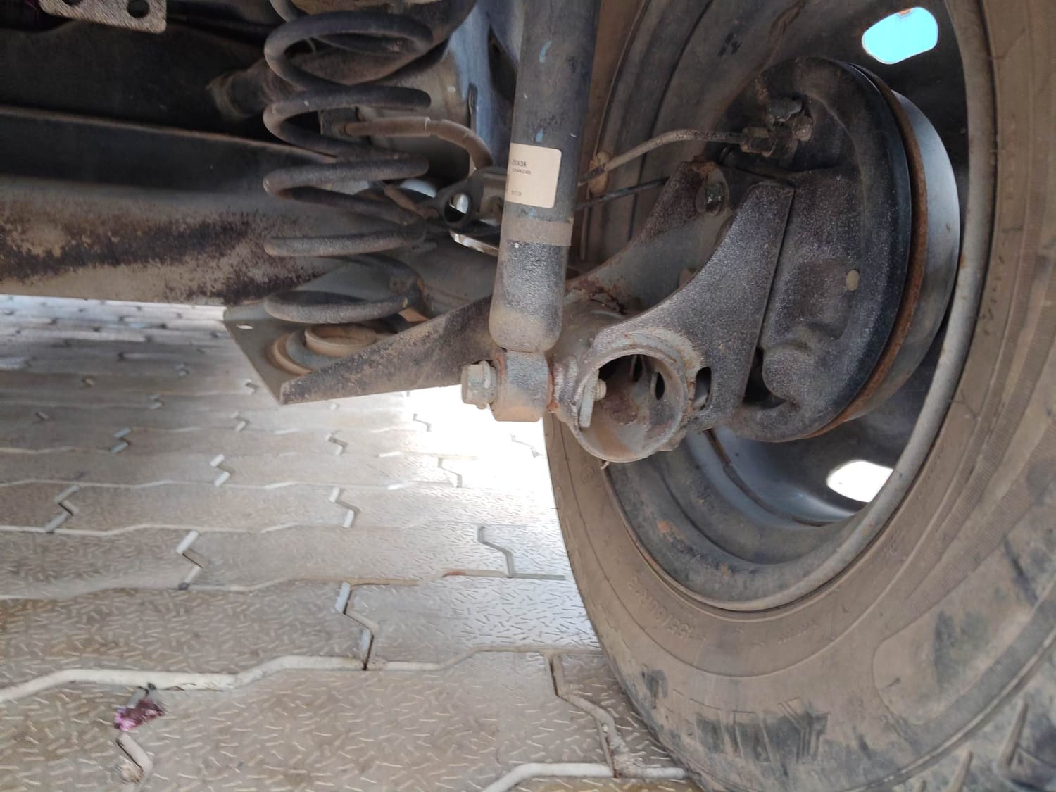 Used 2020 Datsun Redi-GO A Petrol Manual extra REAR RIGHT UNDERBODY VIEW