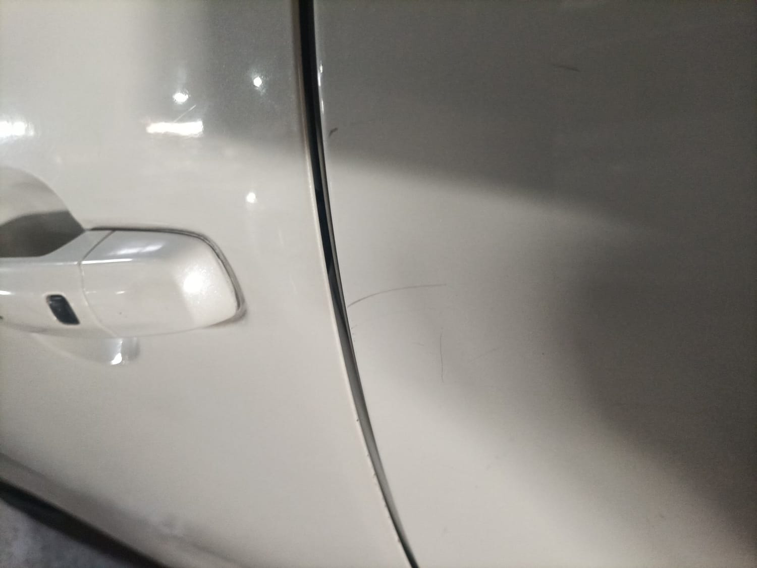 Used 2018 maruti-suzuki Vitara Brezza ZDi Plus AGS Diesel Automatic dents MINOR SCRATCH