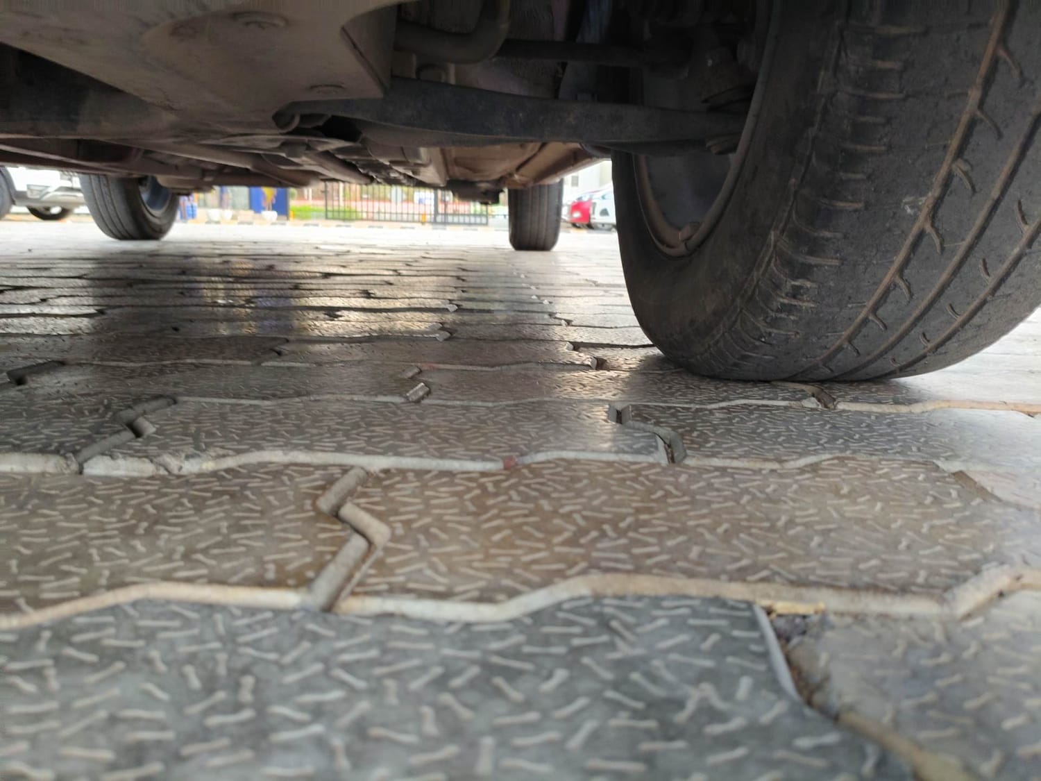 Used 2018 Hyundai Elite i20 Asta 1.2 AT Petrol Automatic extra FRONT LEFT UNDERBODY VIEW