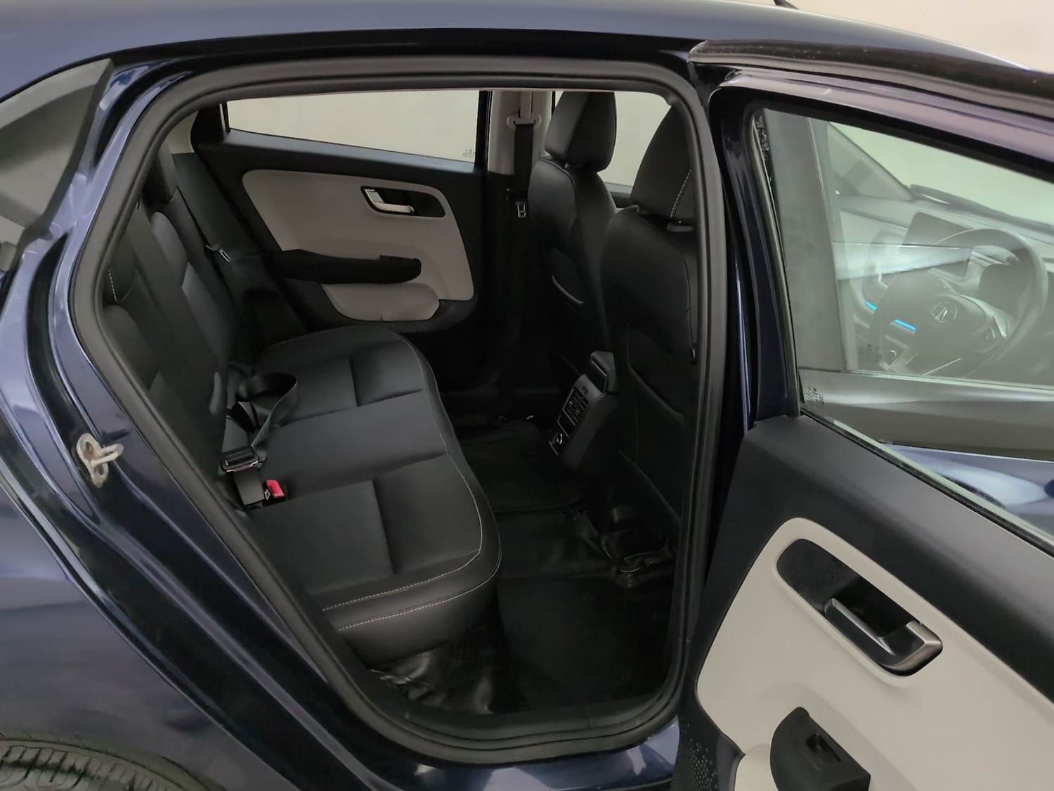 Used 2022 Tata Altroz XZA Plus Petrol Petrol Automatic interior RIGHT SIDE REAR DOOR CABIN VIEW