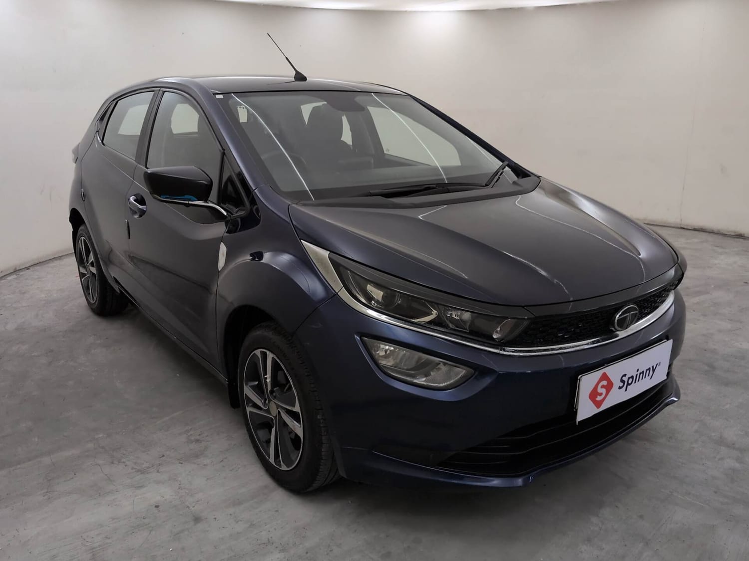 Used 2022 Tata Altroz XZA Plus Petrol Petrol Automatic exterior RIGHT FRONT CORNER VIEW