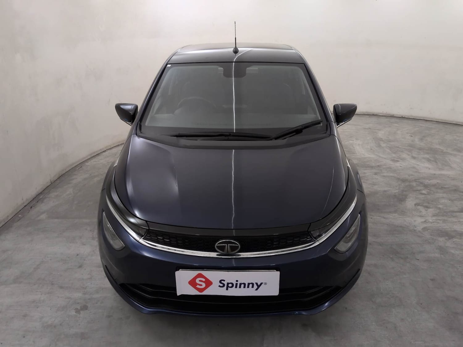 Used 2022 Tata Altroz XZA Plus Petrol Petrol Automatic exterior FRONT VIEW
