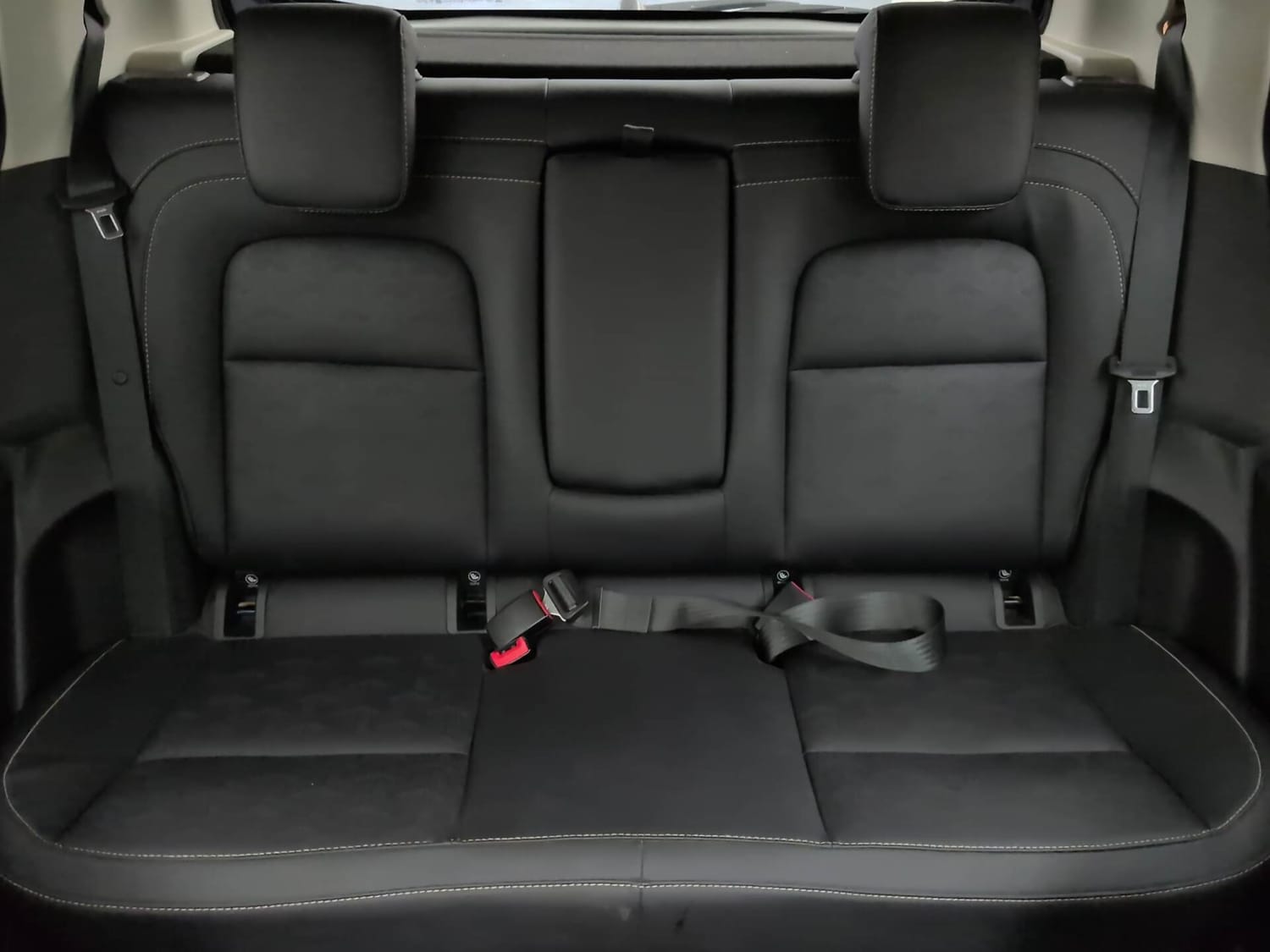Used 2022 Tata Altroz XZA Plus Petrol Petrol Automatic interior REAR SEAT CONDITION VIEW