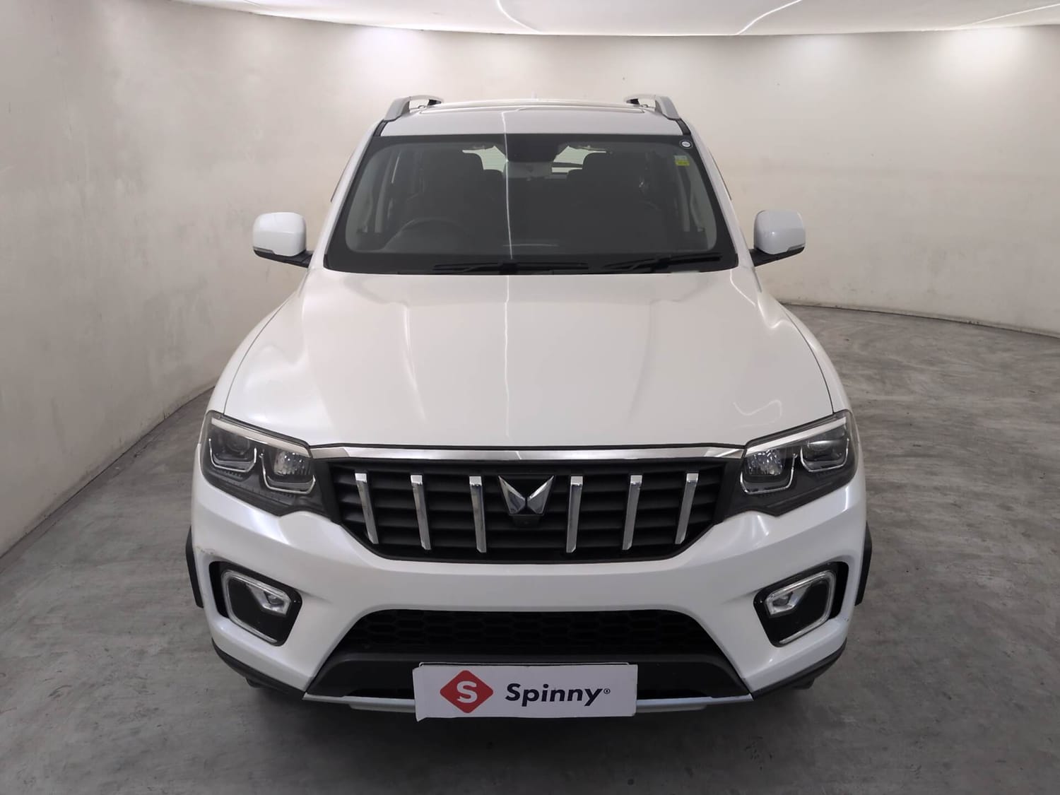 Used 2023 Mahindra Scorpio N Z8 L Petrol AT 7 STR Petrol Automatic exterior FRONT VIEW
