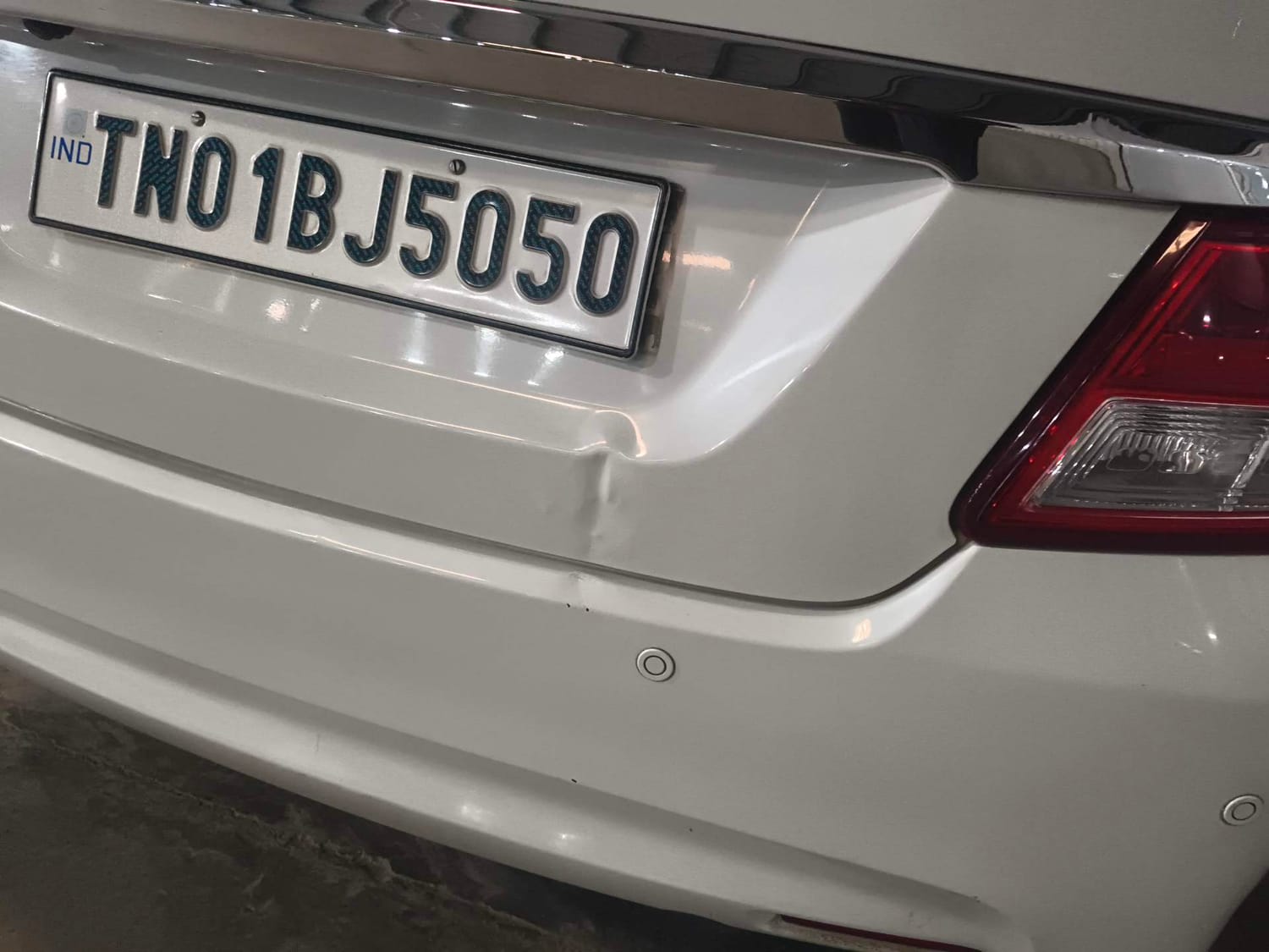 Used 2019 Maruti Suzuki Dzire ZXi Plus AMT Petrol Automatic dents MINOR DENT