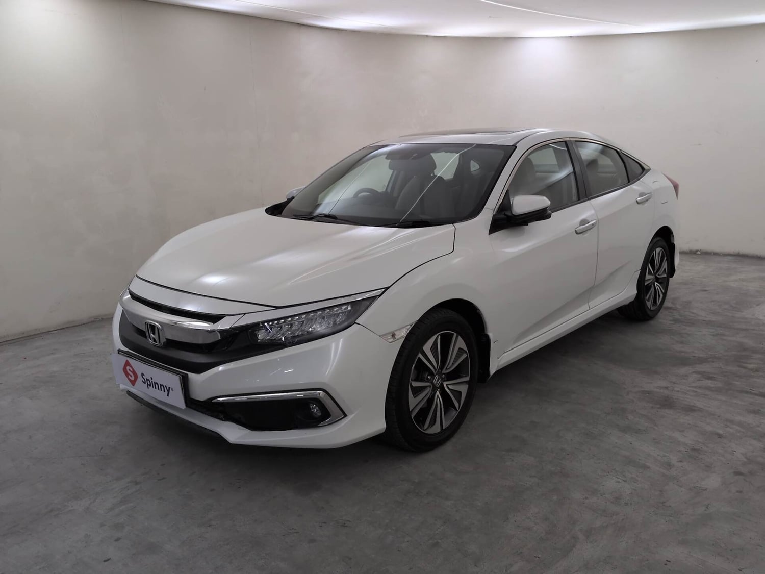 Used 2019 Honda Civic ZX Diesel Diesel Manual exterior LEFT FRONT CORNER VIEW