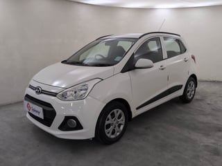 Used 2017 Hyundai Grand i10 Sportz 1.2 Kappa VTVT Petrol Manual exterior LEFT FRONT CORNER VIEW