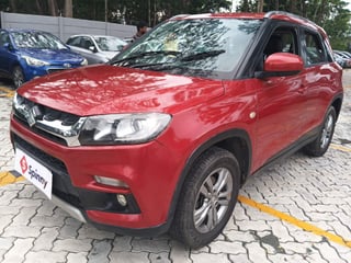 Used 2017 Maruti Suzuki Vitara Brezza [2016-2020] ZDi Diesel Manual exterior LEFT FRONT CORNER VIEW