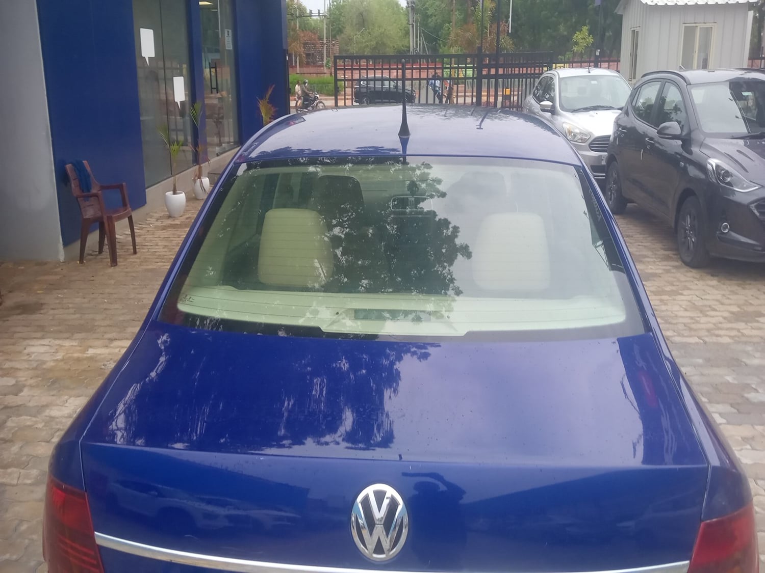 Used 2021 Volkswagen Vento Highline 1.0L TSI Petrol Manual exterior BACK WINDSHIELD VIEW
