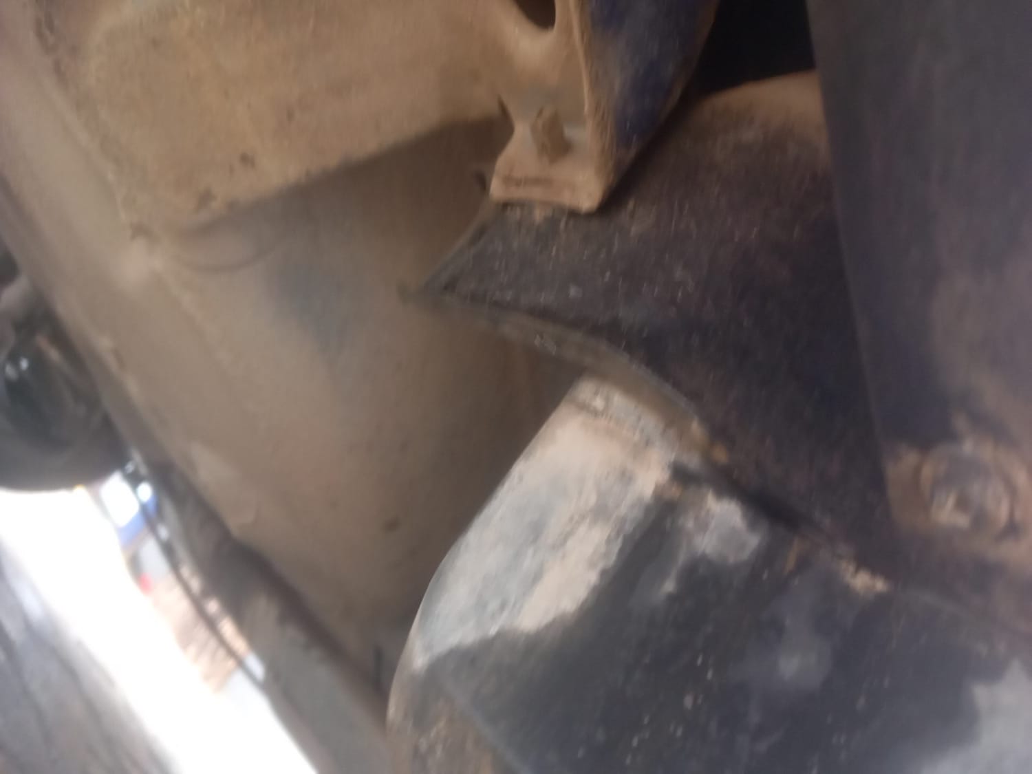 Used 2021 Volkswagen Vento Highline 1.0L TSI Petrol Manual extra REAR RIGHT UNDERBODY VIEW