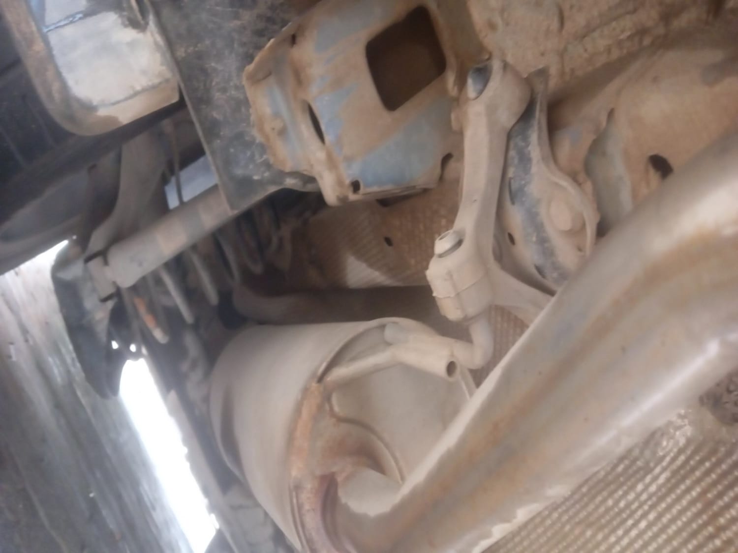 Used 2021 Volkswagen Vento Highline 1.0L TSI Petrol Manual extra REAR UNDERBODY VIEW (TAKEN FROM REAR)