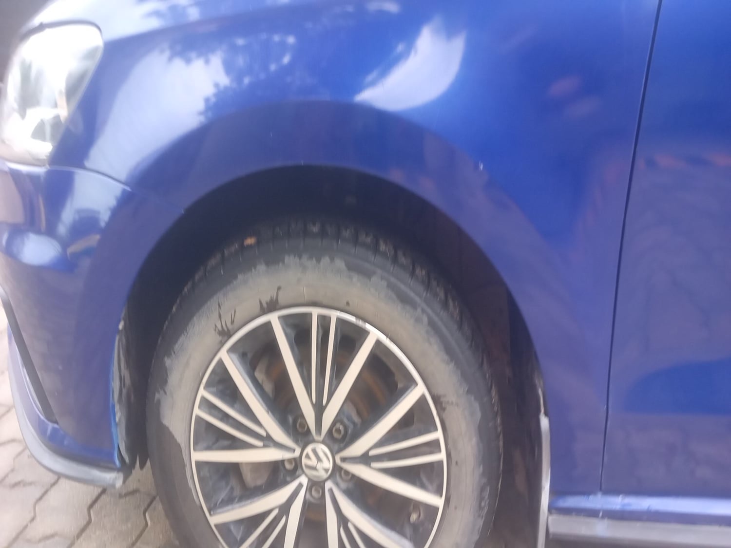 Used 2021 Volkswagen Vento Highline 1.0L TSI Petrol Manual tyres LEFT FRONT TYRE RIM VIEW