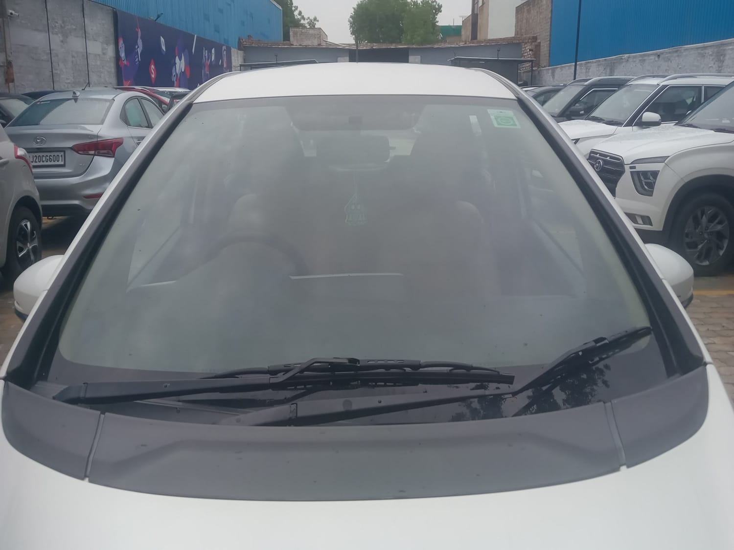 Used 2015 Honda Jazz V Petrol Petrol Manual exterior FRONT WINDSHIELD VIEW