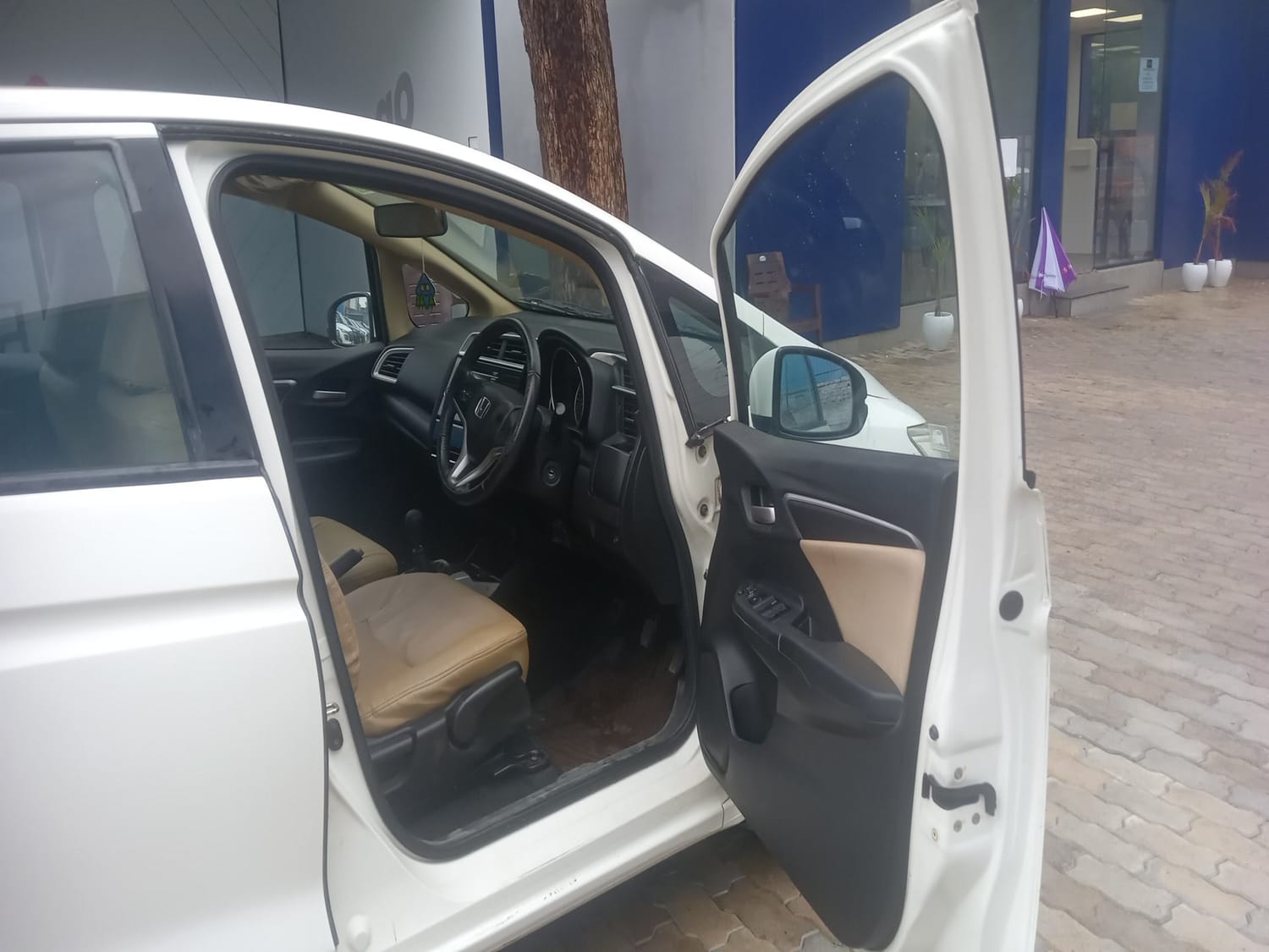 Used 2015 Honda Jazz V Petrol Petrol Manual interior RIGHT FRONT DOOR OPEN VIEW