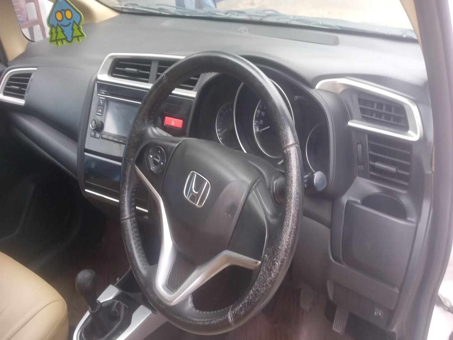 Used 2015 Honda Jazz V Petrol Petrol Manual interior STEERING VIEW