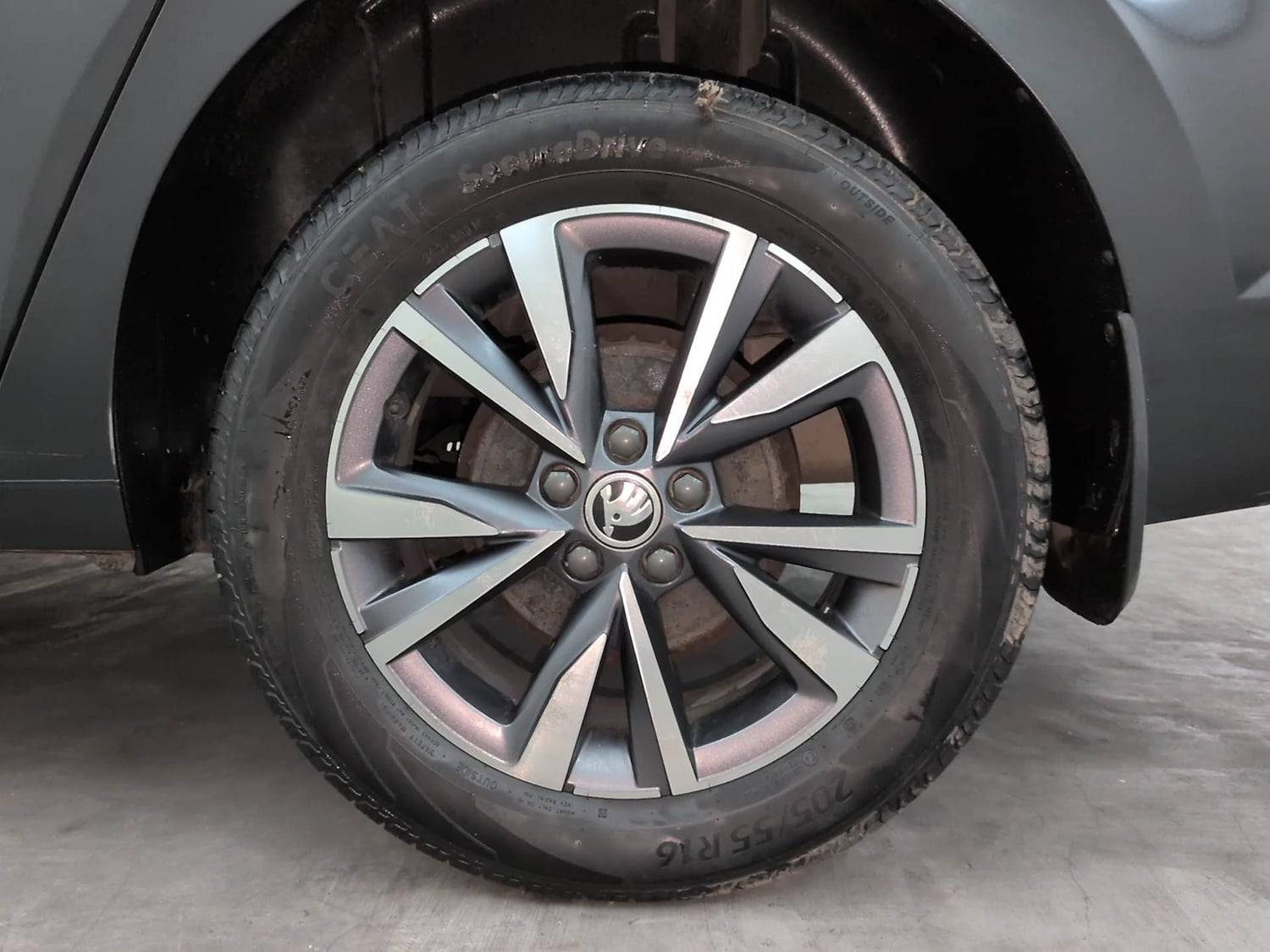 Used 2023 Skoda Slavia Style 1.0L TSI AT Petrol Automatic tyres LEFT REAR TYRE RIM VIEW