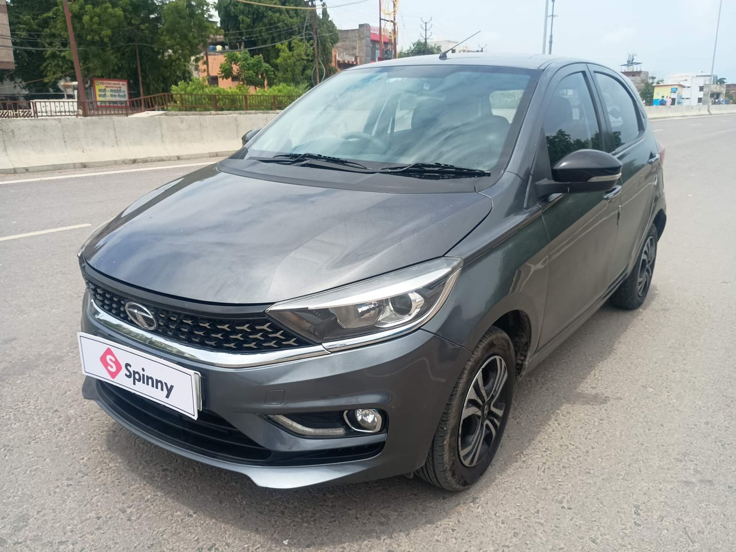 Used 2022 Tata Tiago XZ Plus CNG Cng Manual exterior LEFT FRONT CORNER VIEW